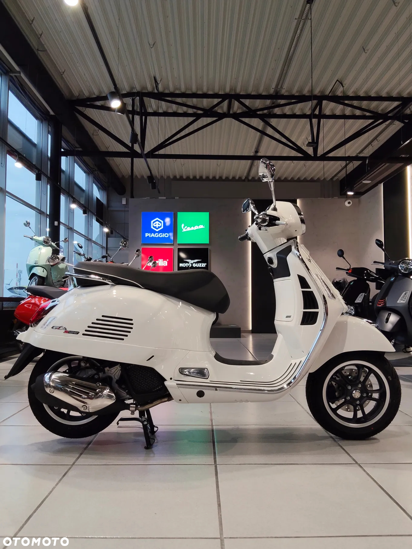 Vespa GTS - 3