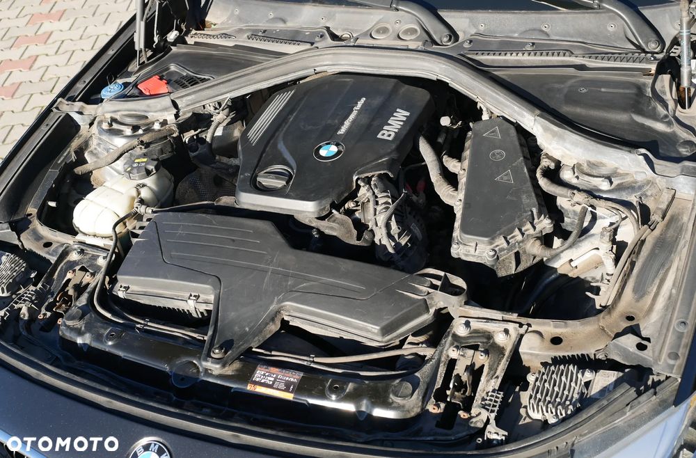 BMW 3GT 318d Advantage - 21