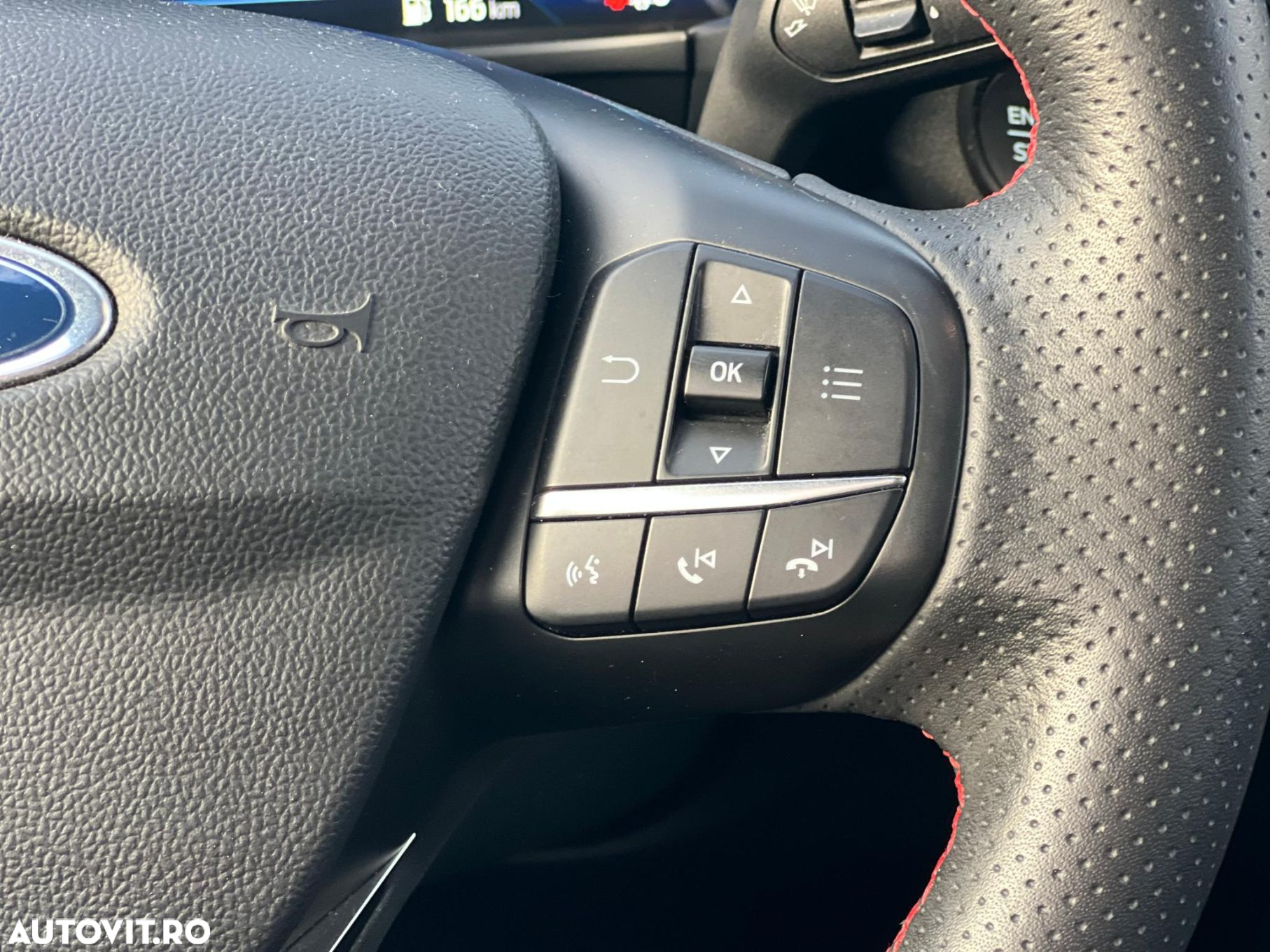 Ford Kuga 2.5 Duratec FHEV AWD ST Line X - 18