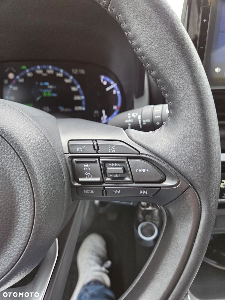 Toyota Yaris Cross Hybrid 1.5 Comfort AWD - 19