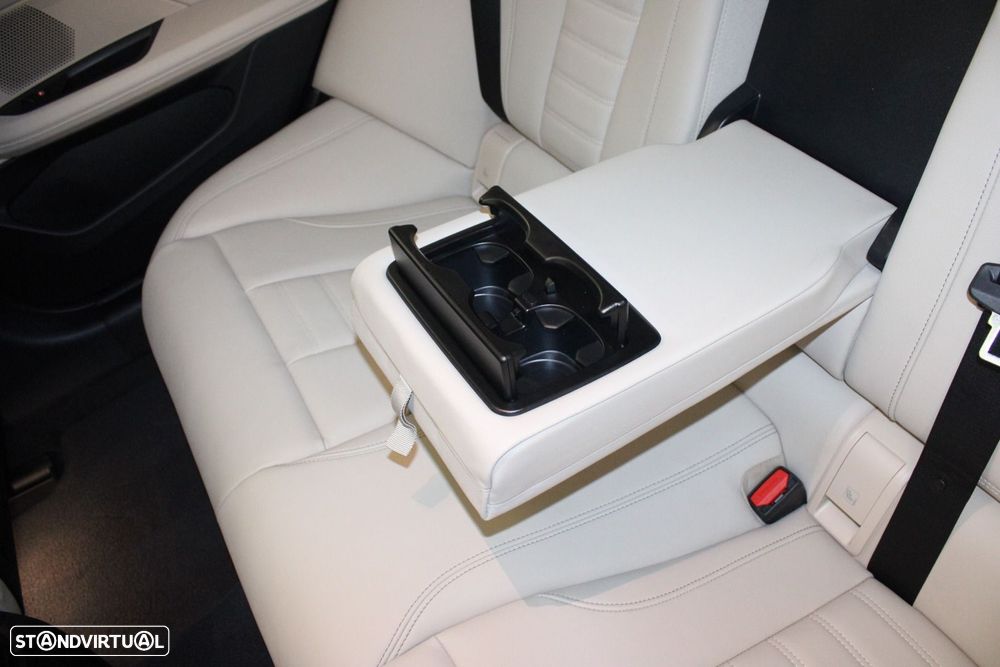 BMW i4 eDrive40 - 39