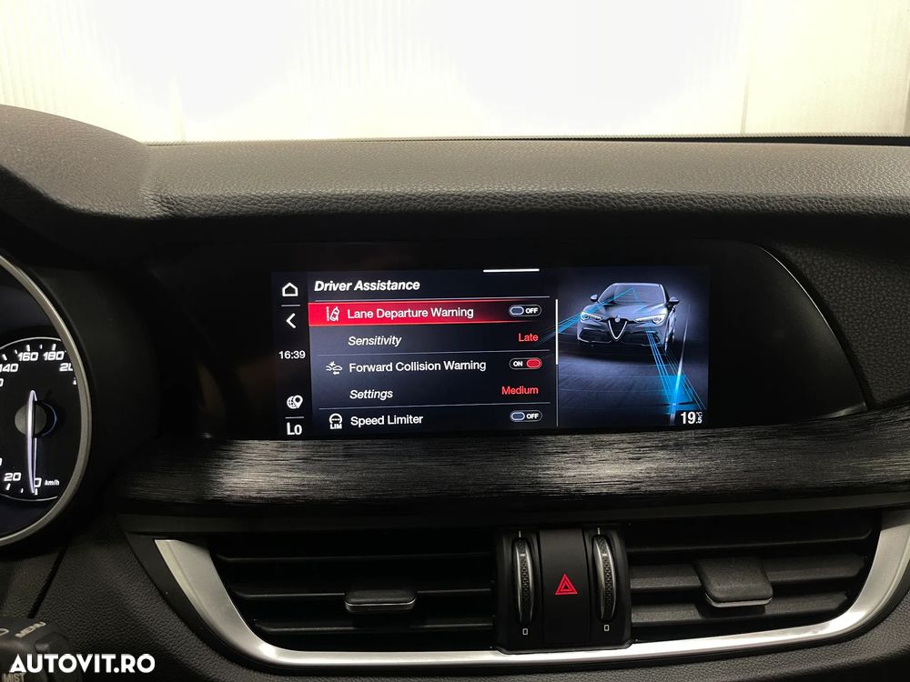 Alfa Romeo Stelvio 2.2 16V AT8 - 15
