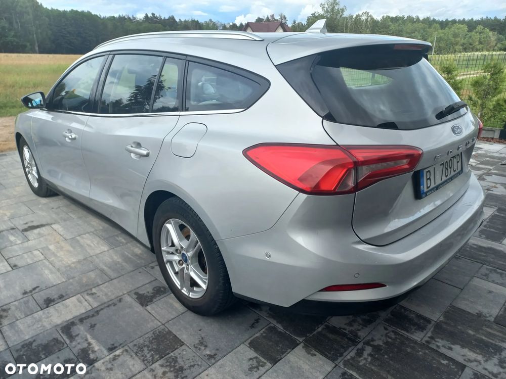 Ford Focus 1.5 EcoBoost Trend Edition Business - 4