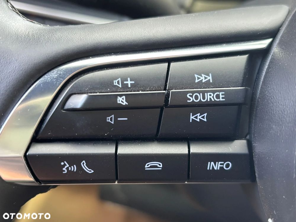 Mazda 3 e-SKYACTIV-G 122 M HYBRID DRIVE HOMURA - 23