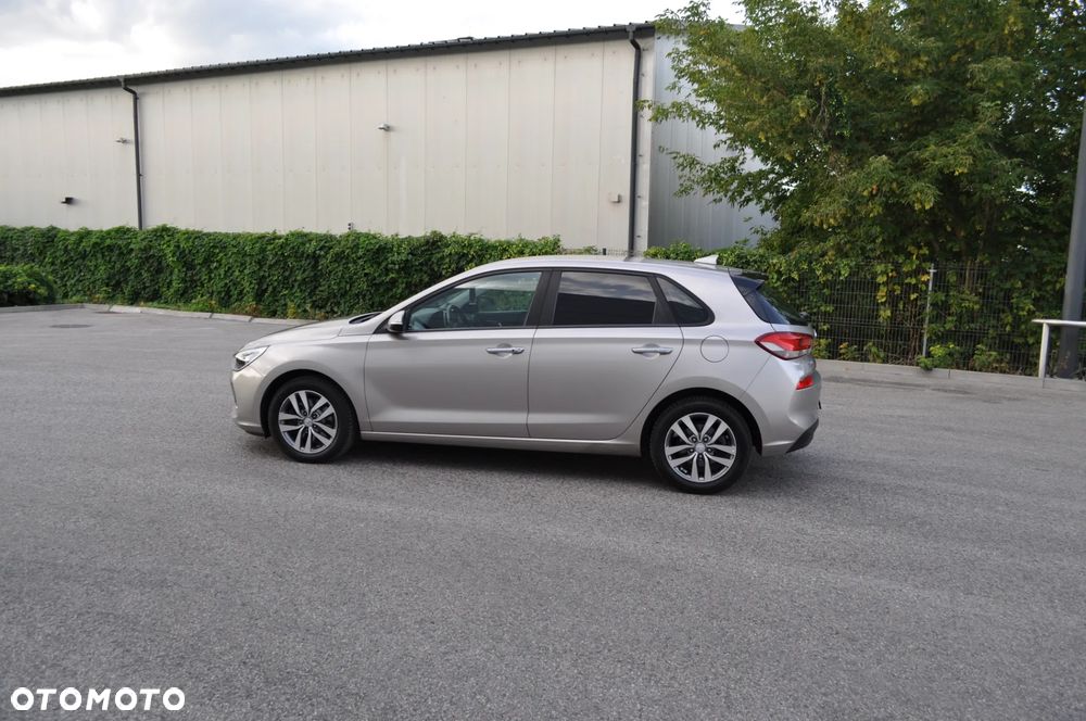Hyundai i30 1.4 T-GDI Passion Plus - 10