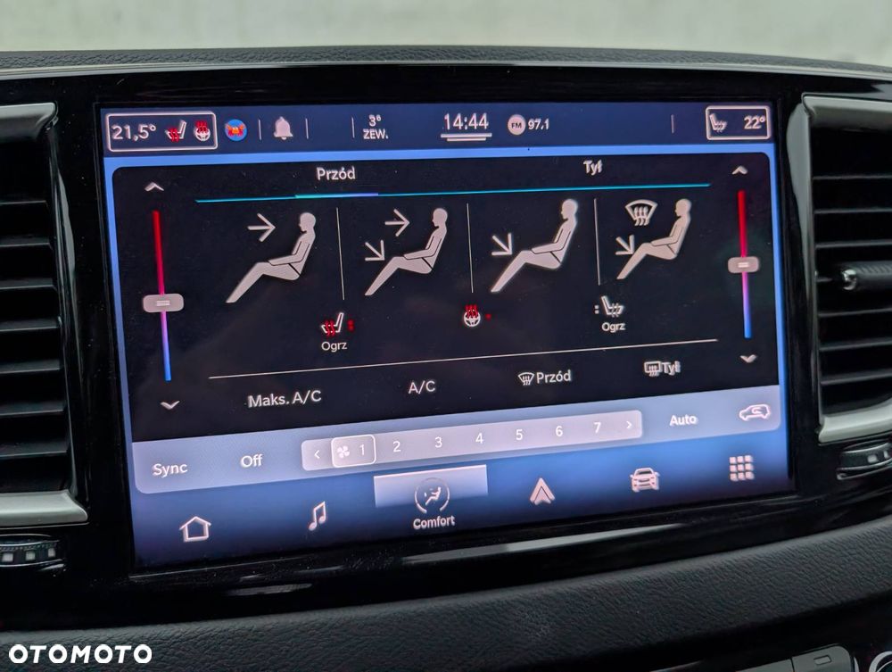 Chrysler Pacifica - 20