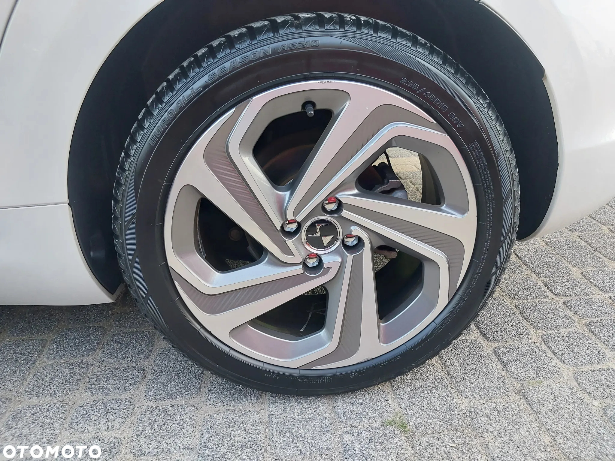 DS Automobiles DS 5 - 11
