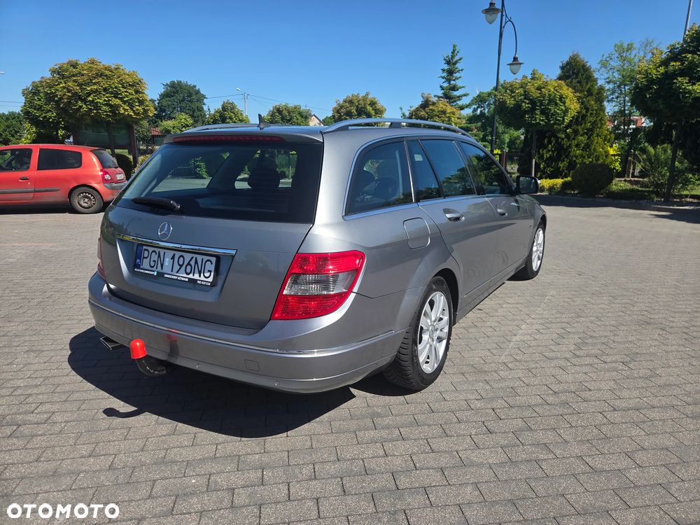 Mercedes-Benz Klasa C - 36