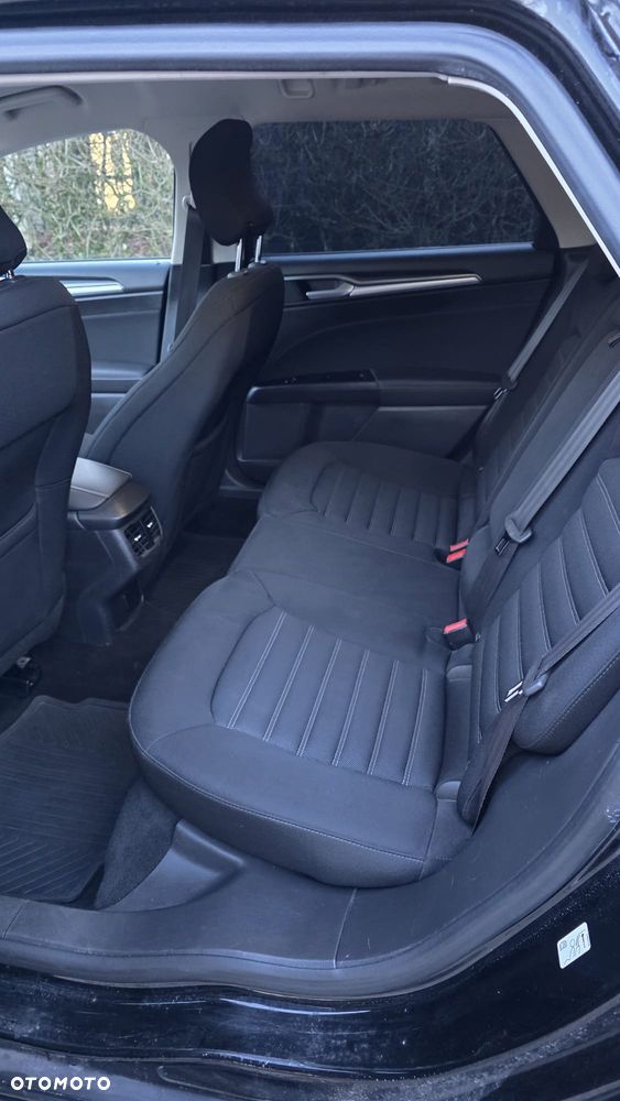 Ford Mondeo 1.5 TDCi ECOnetic Start-Stopp Business Edition - 11