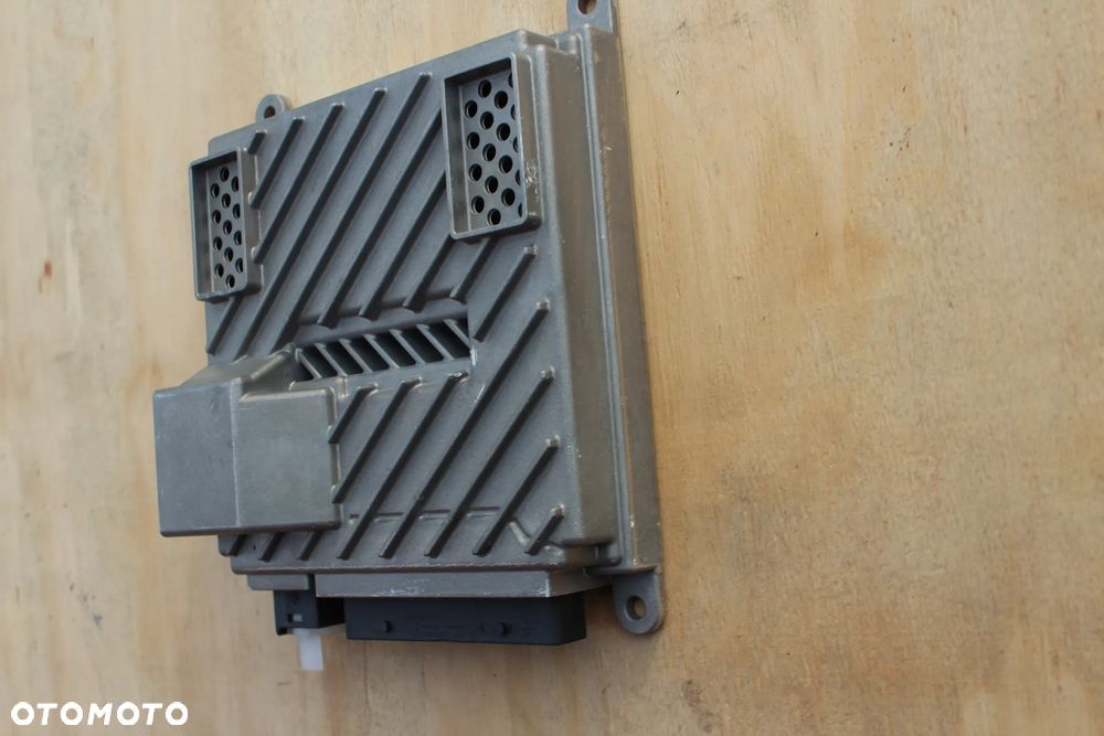 Wzmacniacz Mercedes C Klasa W205 A205 A2059007444 2021 - 3