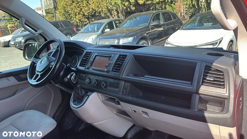 Volkswagen Transporter Kombi L1H1 DSG - 21