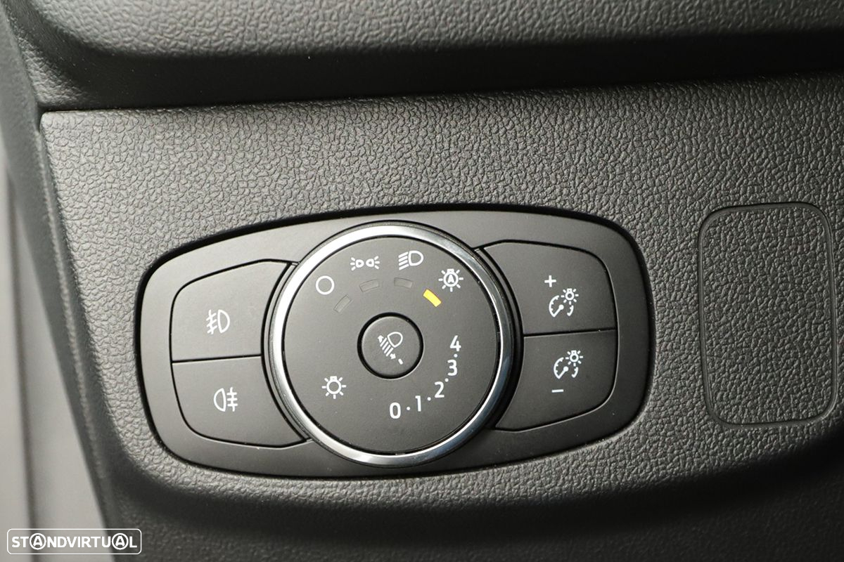 Ford Focus SW 1.0 EcoBoost MHEV ST-Line X - 18