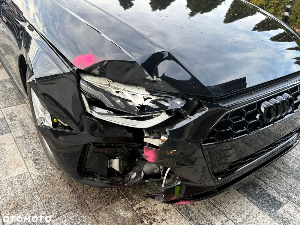 Audi A4 Avant 40 TFSI S tronic S line - 8