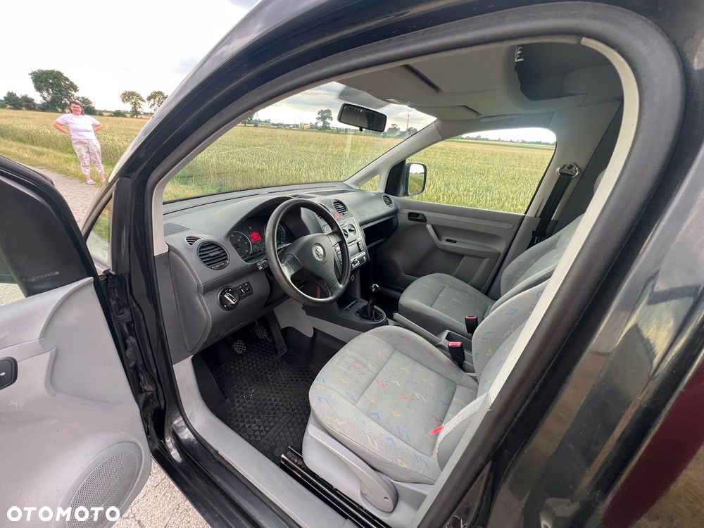 Volkswagen Caddy - 11