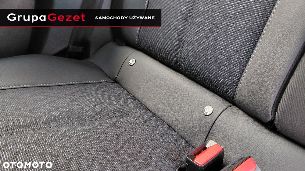 Opel Corsa 1.2 Elegance S&S - 19