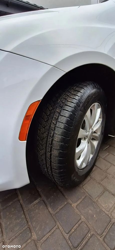 Chrysler Pacifica - 12