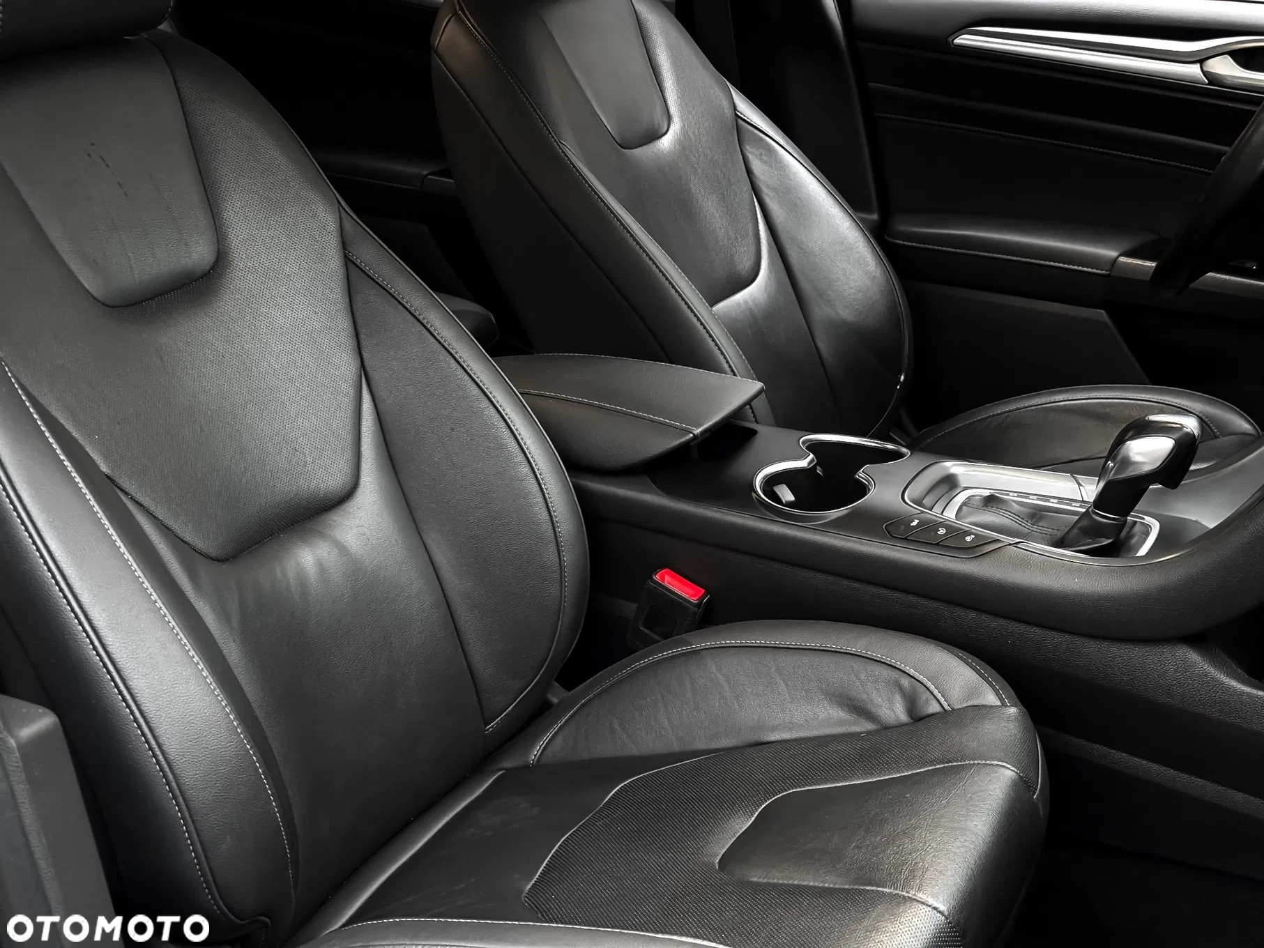 Ford Mondeo 2.0 TDCi Start-Stopp PowerShift-Aut Titanium - 27