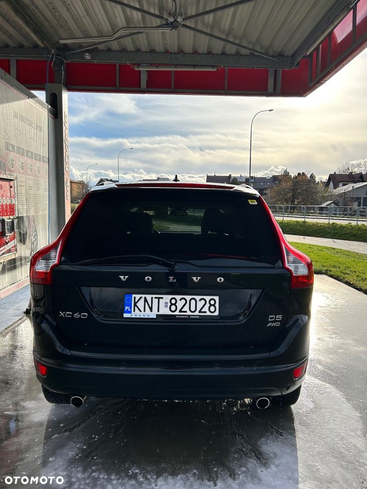 Volvo XC 60 D5 AWD Summum - 5