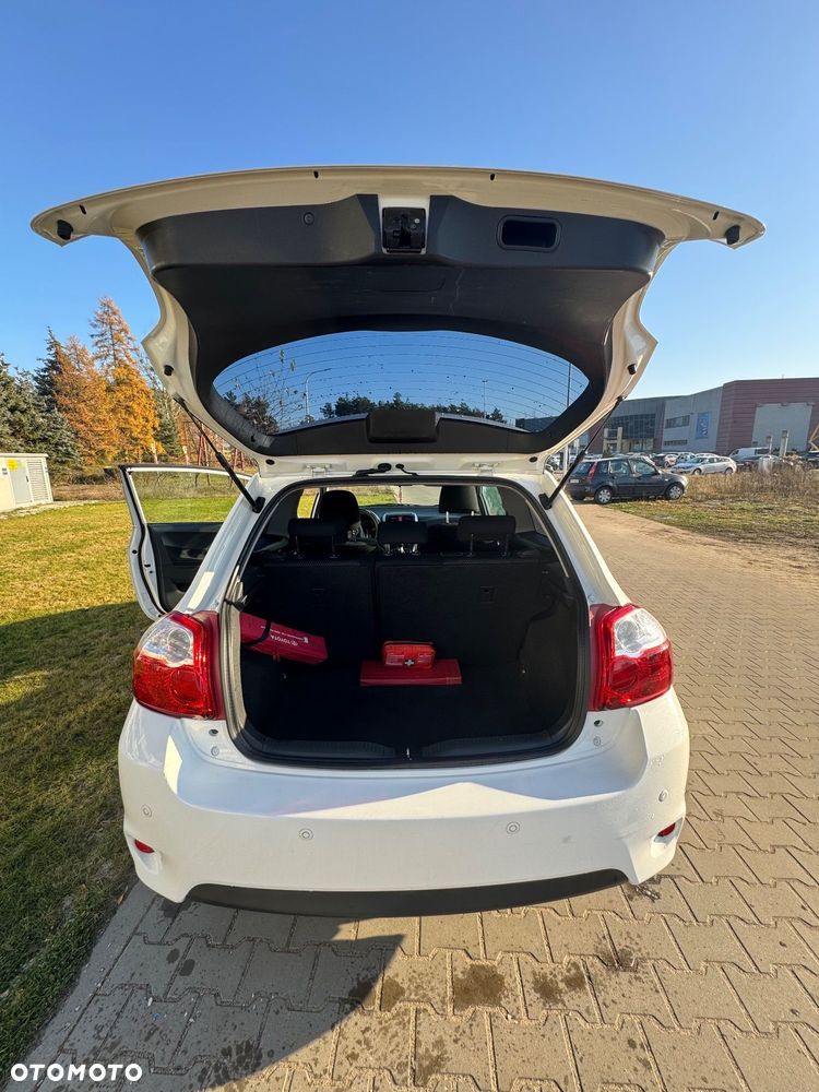 Toyota Auris 1.33 VVT-i Terra - 8