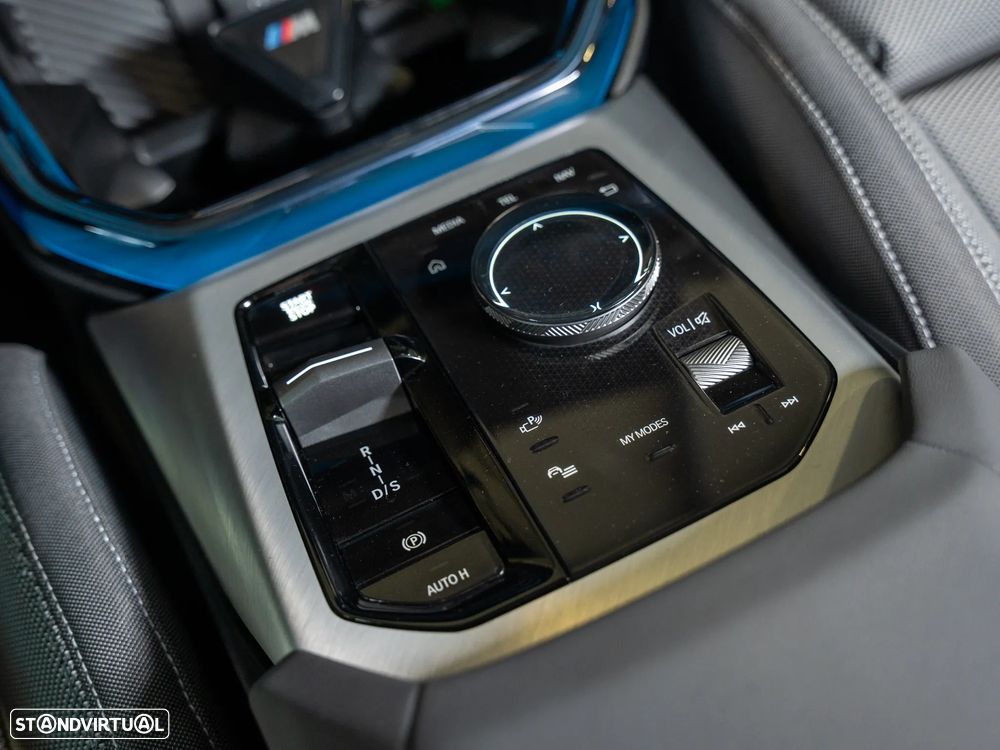 BMW X3 30 e xDrive Pack M Desportivo - 14