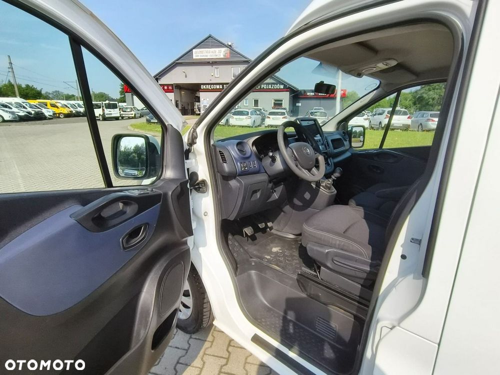 Opel Vivaro - 9