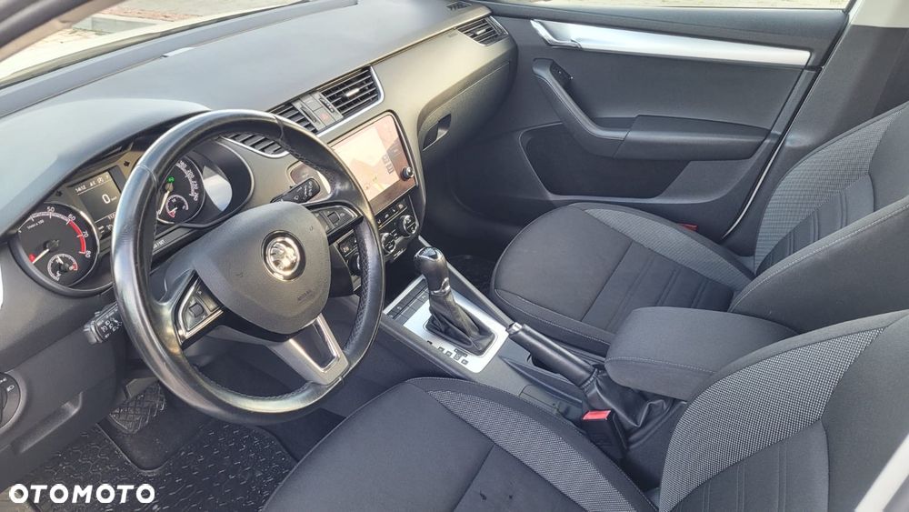 Skoda Octavia 1.5 TSI ACT Clever DSG - 10