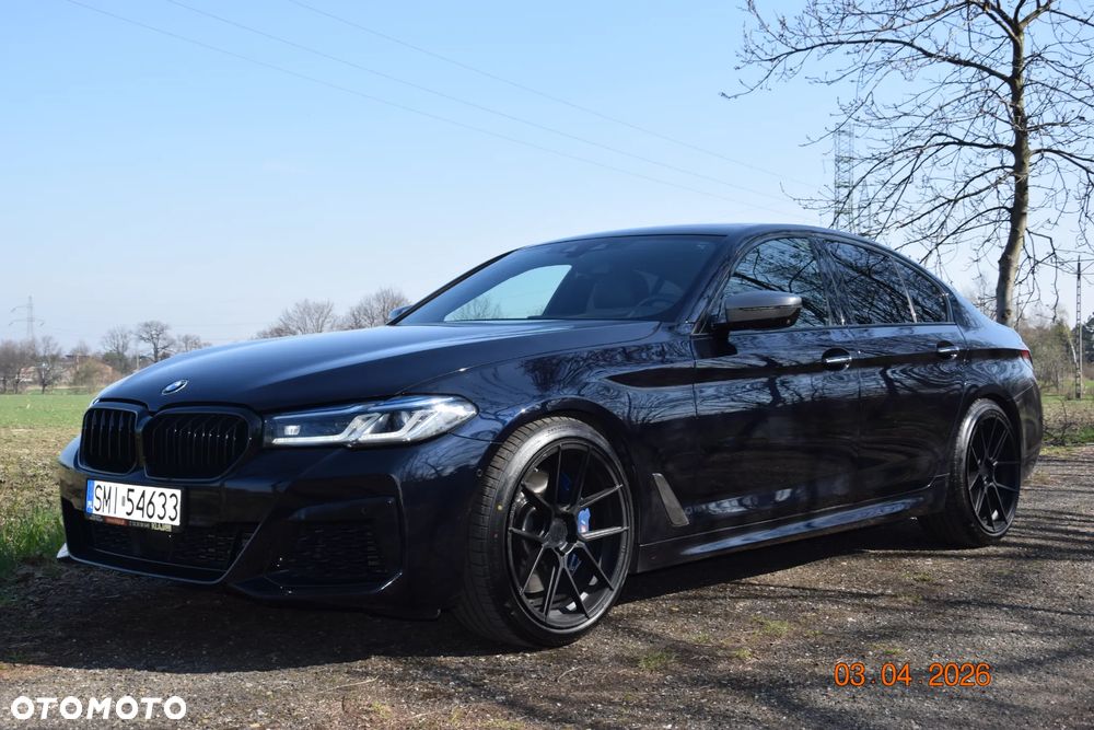 BMW Seria 5 M550i xDrive sport - 17