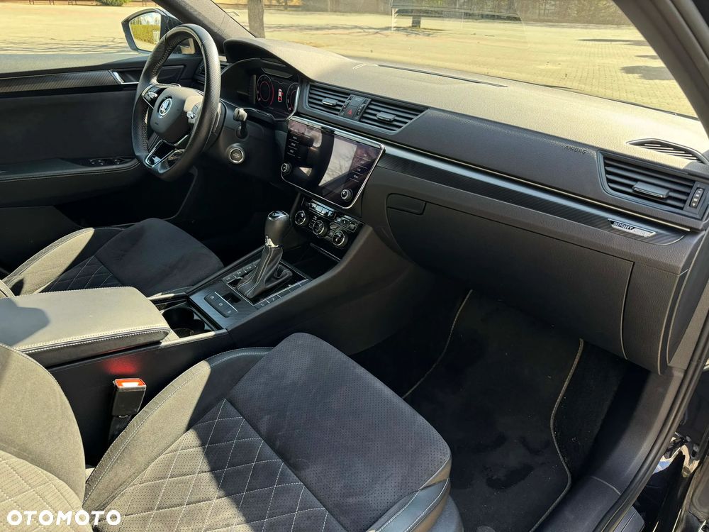 Skoda Superb 2.0 TDI SCR Sportline DSG - 7