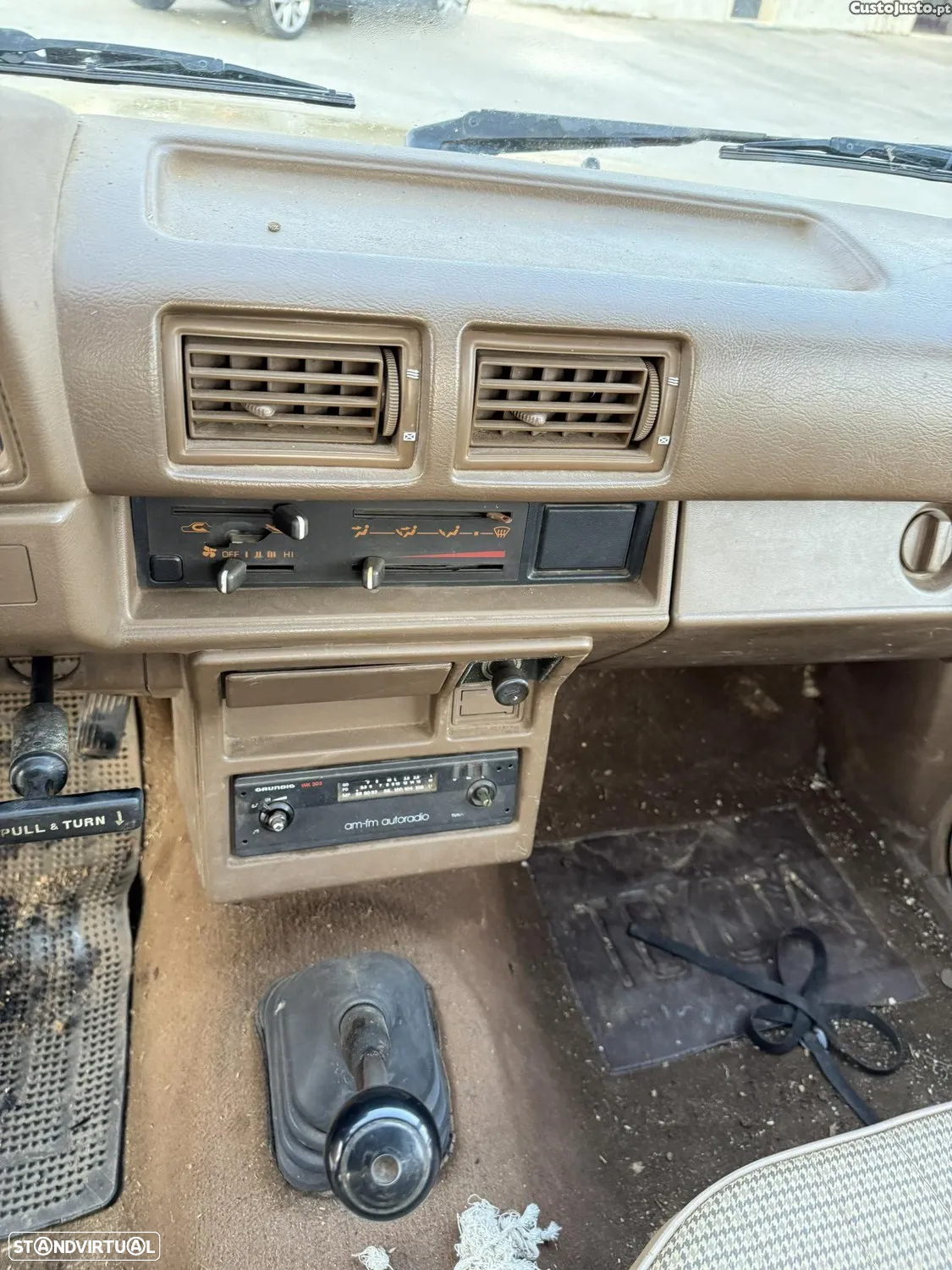 Toyota Hilux 2.4 D - 4
