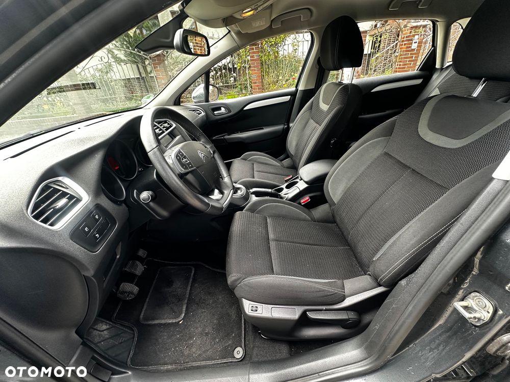 Citroën C4 VTi 95 Selection - 16
