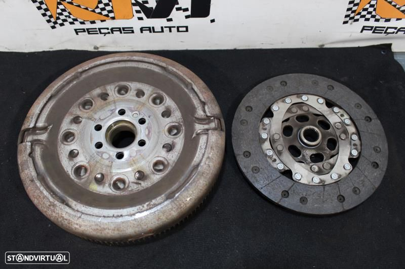 Kit Embraiagem Volkswagen Golf V (1K1)  03G141025n / 030105266Bm / 03G - 3