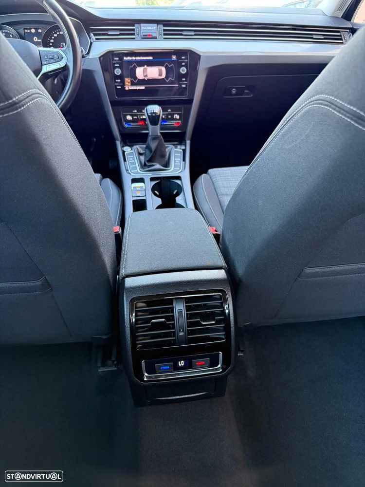 VW Passat 1.5 TSI Business - 19