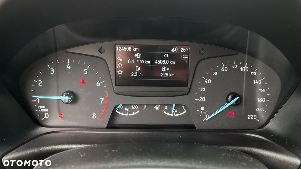 Ford Fiesta 1.0 EcoBoost Hybrid S&S ST-LINE - 18