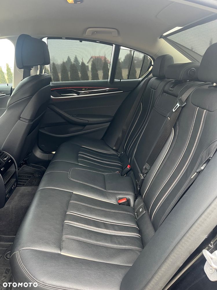 BMW Seria 5 530i GPF xDrive Luxury Line - 10