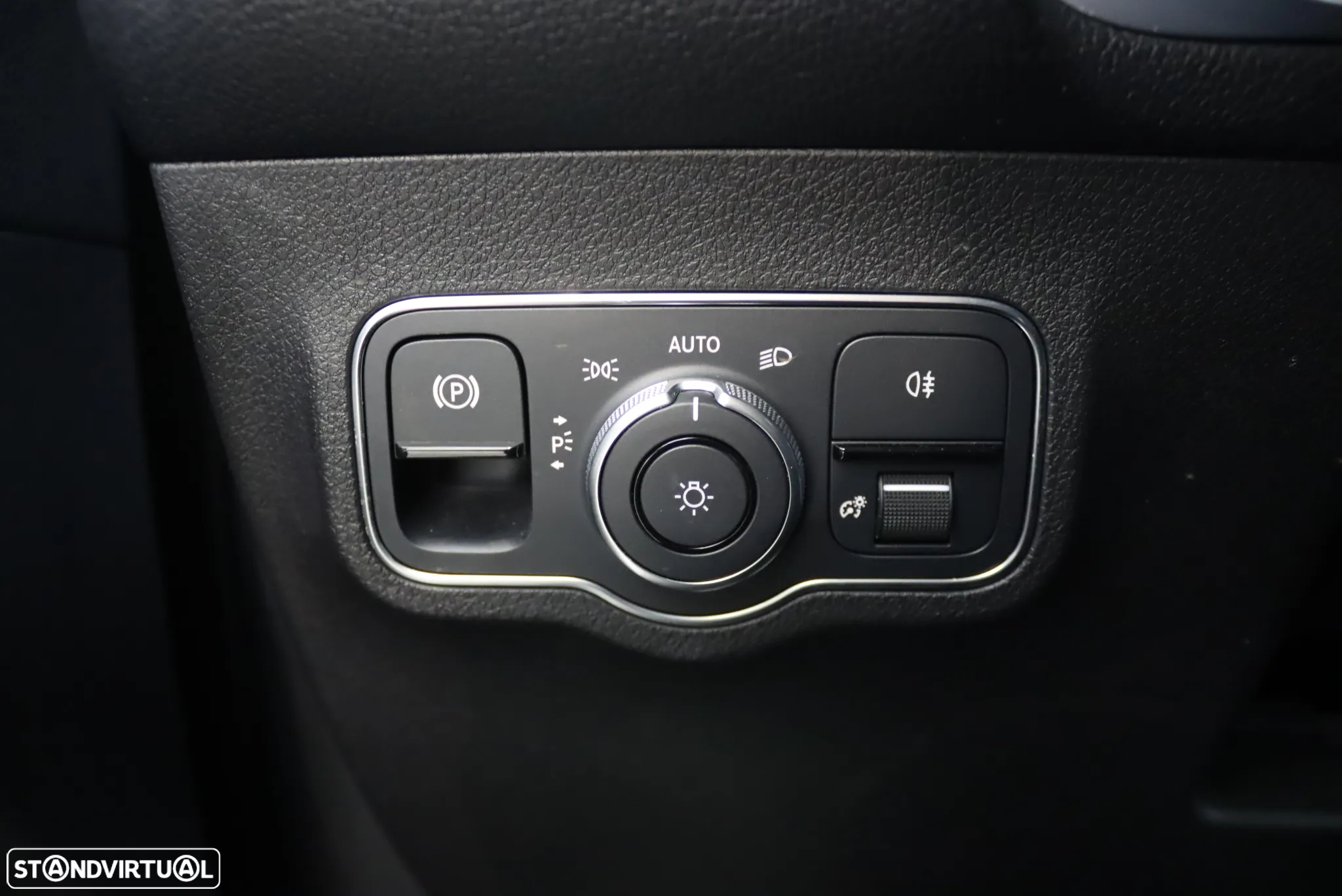 Mercedes-Benz EQB 250 Progressive - 20