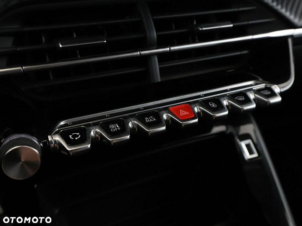 Peugeot 208 1.2 PureTech Style S&S - 28
