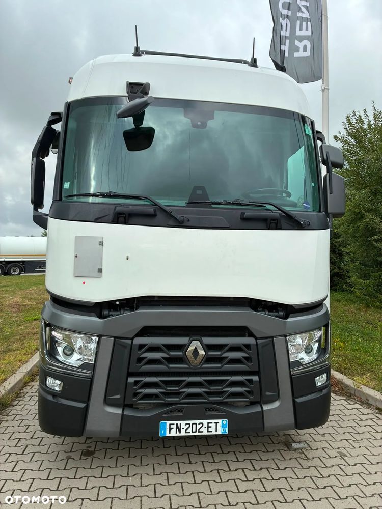 Renault T480 Sleeper Cab - 2