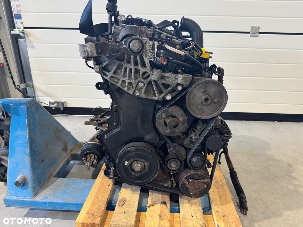 SILNIK 2.0 DCI M9RE780 M9R 780 TRAFIC VIVARO EURO 4 KOMPLETNY M9R780 - 8