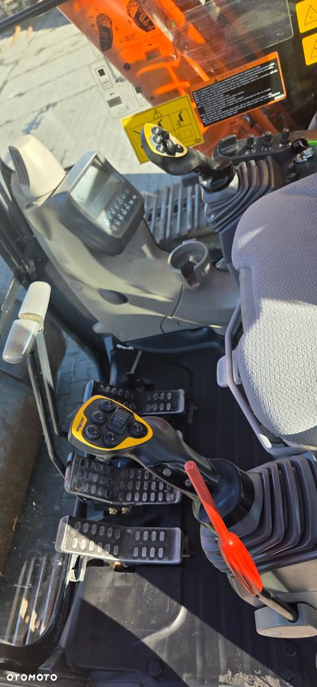 Hitachi <<Koparka Hitachi ZX225USLC-3 ROTO Steelwirst z 2022 roku na podwójnym złączu 3łyżki+widły!>> - 35