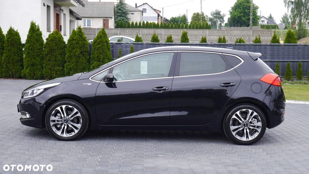 Kia Ceed 1.6 GDI ISG Platinum Edition - 9