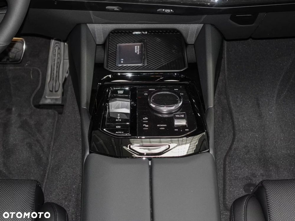 BMW Seria 5 540d xDrive mHEV M Sport - 24