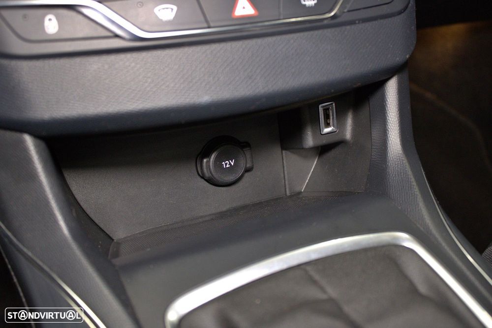 Peugeot 308 BlueHDi 130 Allure Pack - 26