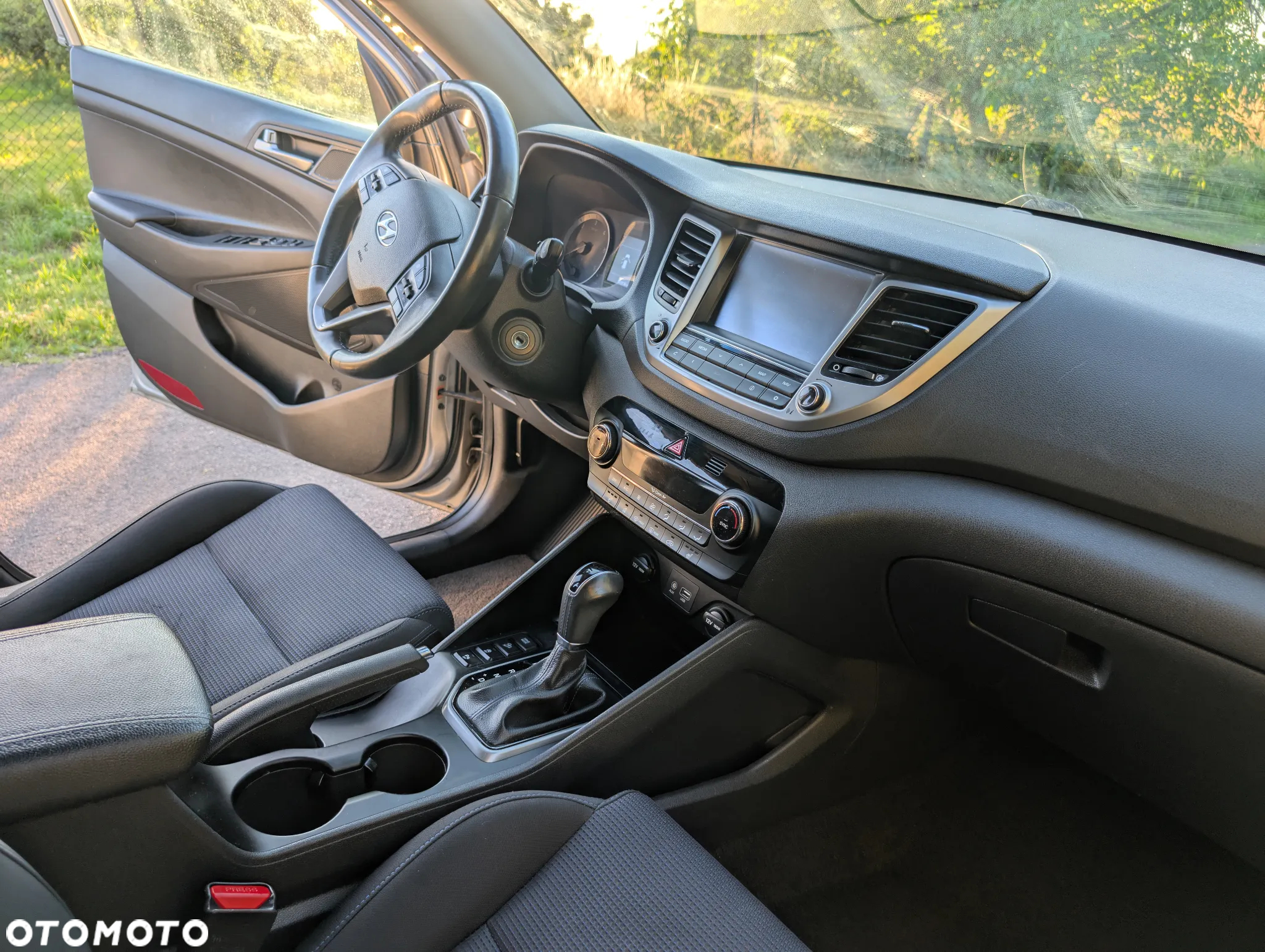 Hyundai Tucson blue 1.7 CRDi 2WD DCT Trend - 30