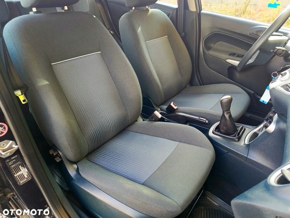 Ford Fiesta 1.25 Trend SVP - 34