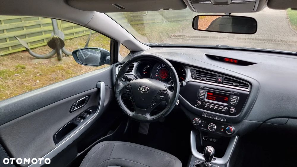 Kia Ceed 1.4 Smart Plus - 27