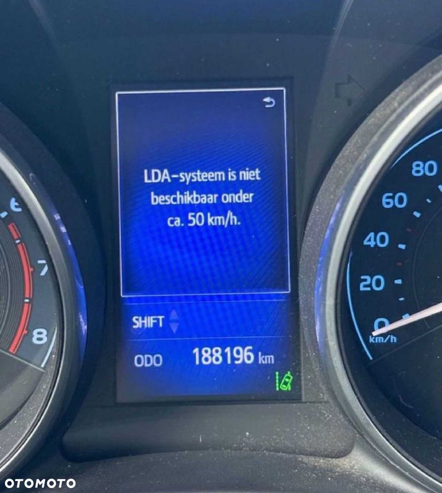 Toyota Auris - 6