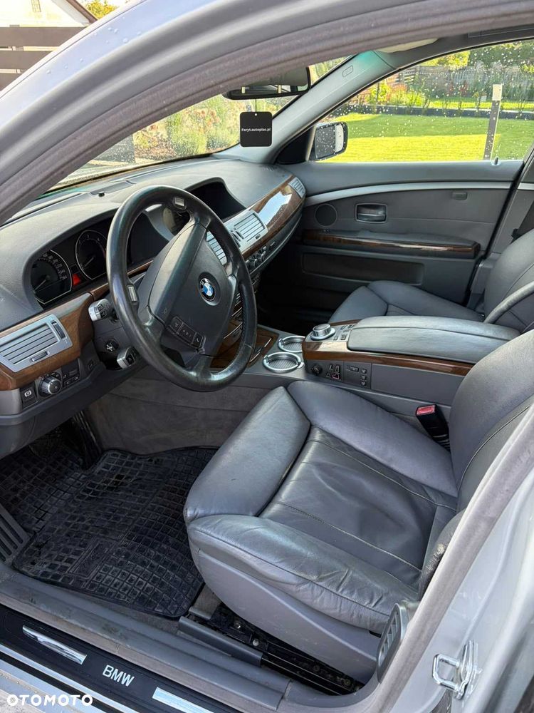 BMW Seria 7 - 7