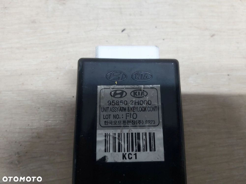 HYUNDAI i30 I CW Moduł sterownik przekaźnik 95850-2H000 - 2