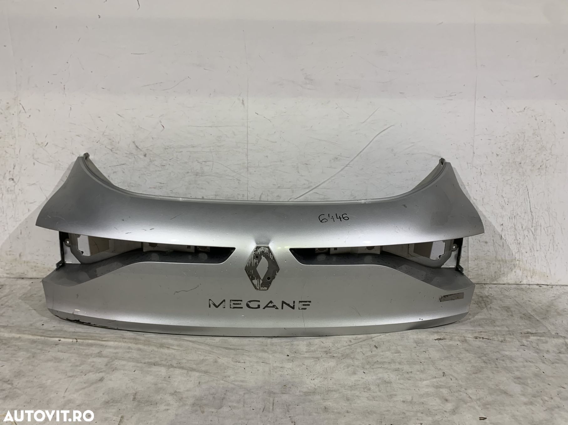Ornament Hayon, Renault Megane 4, Hatchback, 2016, 2017, 2018, 2019, 2020, cod origine OE 901525202R. - 1