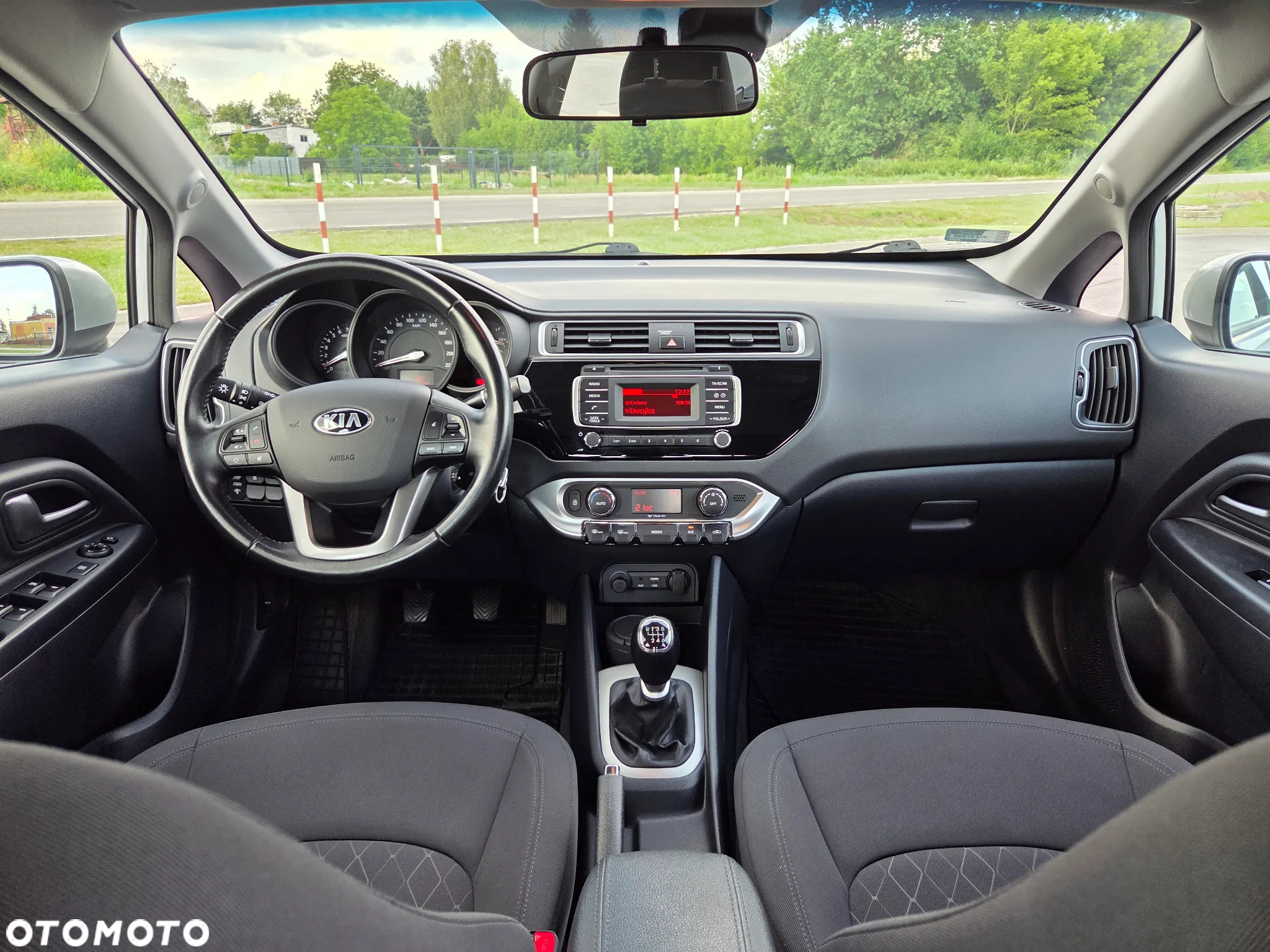 Kia Rio 1.4 XL - 13